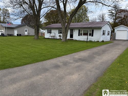 1948 East Dr, Wellsville, NY, 14895-9724 | Card Image
