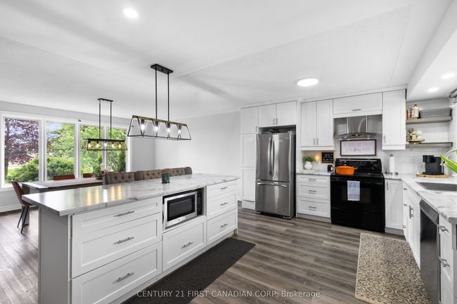 5270 Trafalgar St, House other with 5 bedrooms, 3 bathrooms and 6 parking in Dorchester ON | Image 11