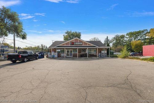 3240 Packard St, Ann Arbor, MI, 48108-1952 | Card Image