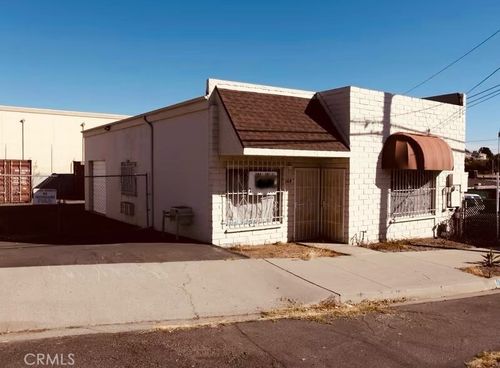 664 Townsite Dr, Vista, CA, 92084-4529 | Card Image