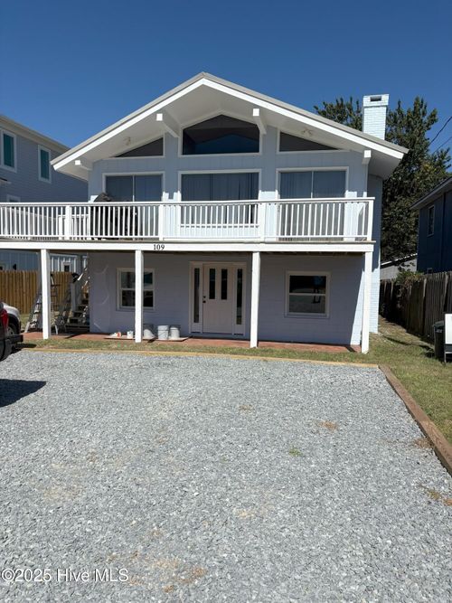 109 Broadview Ln, Hampstead, NC, 28443-2249 | Card Image