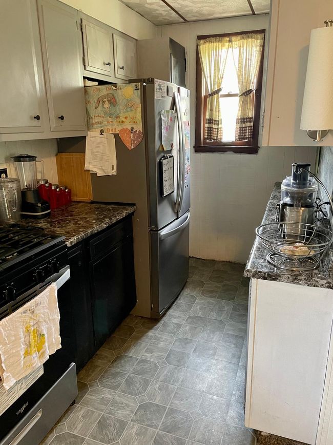 506 3 Rd St Sw, House other with 4 bedrooms, 2 bathrooms and null parking in Wadena MN | Image 8