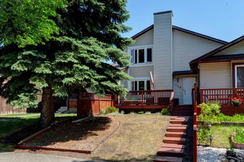 136 Deerview Drive Se, Calgary, AB, T2J6G9 | Card Image