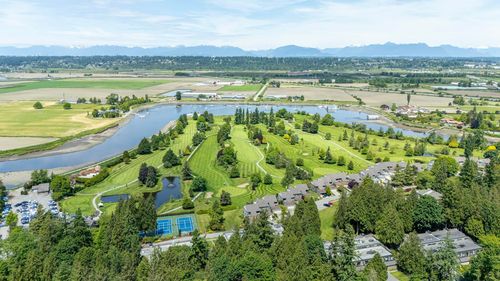 4-14085 Nico Wynd Pl, Surrey, BC, V4P1J2 | Card Image