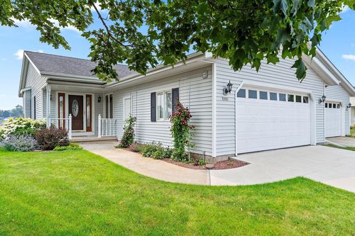 1621 Blue Heron Drive, Two Rivers, WI, 54241 | Card Image