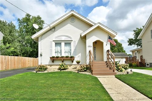 1806 Sheridan Ave Ne, Warren, OH, 44483-3540 | Card Image
