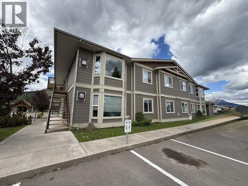 2-3664 Third Ave, Smithers, BC, V0J2N3 | Card Image