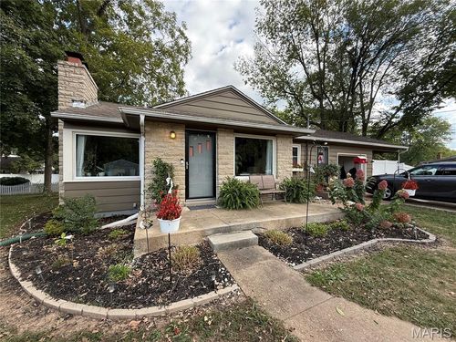 218 Taylor Ave, Farmington, MO, 63640-2059 | Card Image