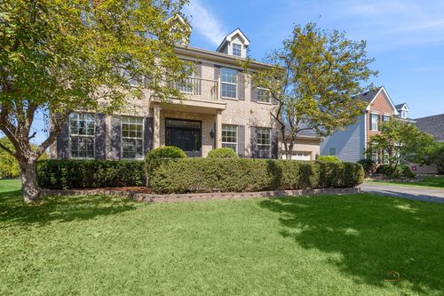 1491 Greystone Dr, Gurnee, IL, 60031-9127 | Card Image