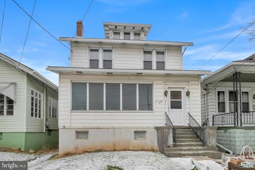 140 W Main St, SCHUYLKILL HAVEN, PA, 17972-1940 | Card Image