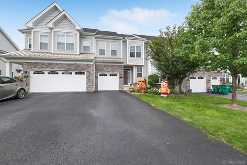 31 Lewis Road, East Fishkill, NY, 12533 | Card Image