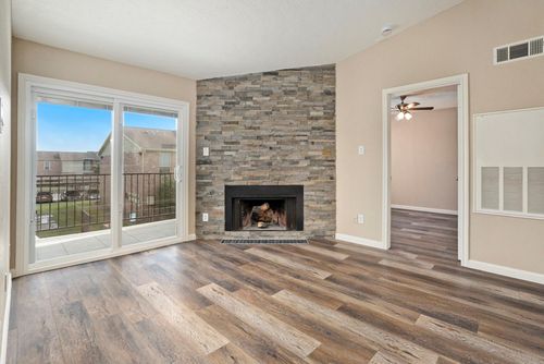 306-18800 Egret Bay Blvd, Houston, TX, 77058-3289 | Card Image