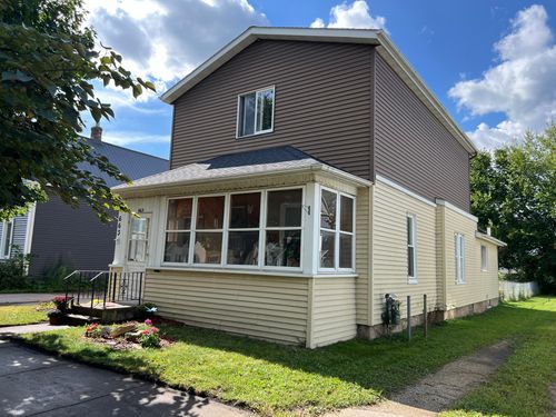 663 Dacota St, Winona, MN, 55987-3008 | Card Image