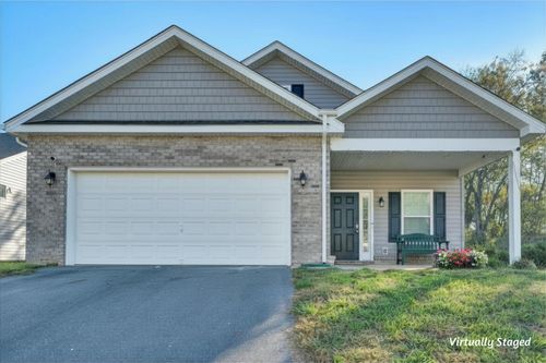 2029 Heys Ln, Vinton, VA, 24179-1170 | Card Image