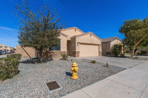 8224 W Pueblo Ave, Phoenix, AZ, 85043-1621 | Card Image