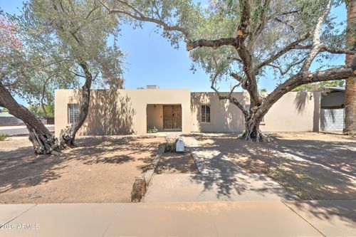 498 W Gail Dr, Chandler, AZ, 85225-6643 | Card Image