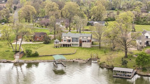 3211 Lakeshore Dr, Old Hickory, TN, 37138-2212 | Card Image