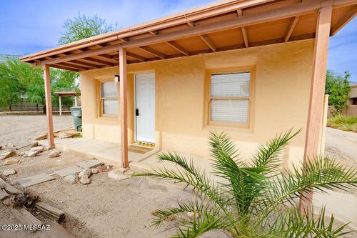 3223 E Kleindale Road, Tucson, AZ, 85716 | Card Image