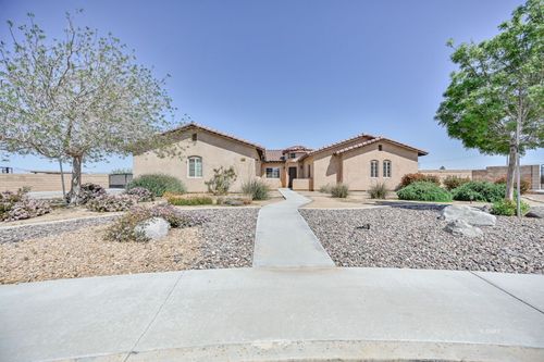 104 W Rancho Del Cerro, Ridgecrest, CA, 93555-7582 | Card Image