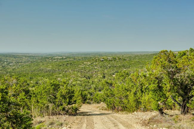 281 Kloster Ln, Home with 3 bedrooms, 2 bathrooms and 20 parking in Blanco TX | Image 31