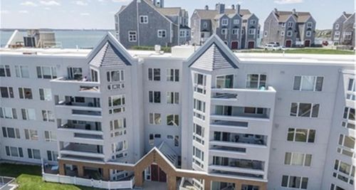 304-304 Commodore Ct, Hull, MA, 02045-1317 | Card Image