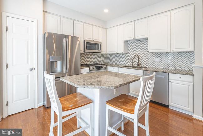 43229 Stillforest Ter, Townhouse with 4 bedrooms, 4 bathrooms and null parking in ASHBURN VA | Image 7