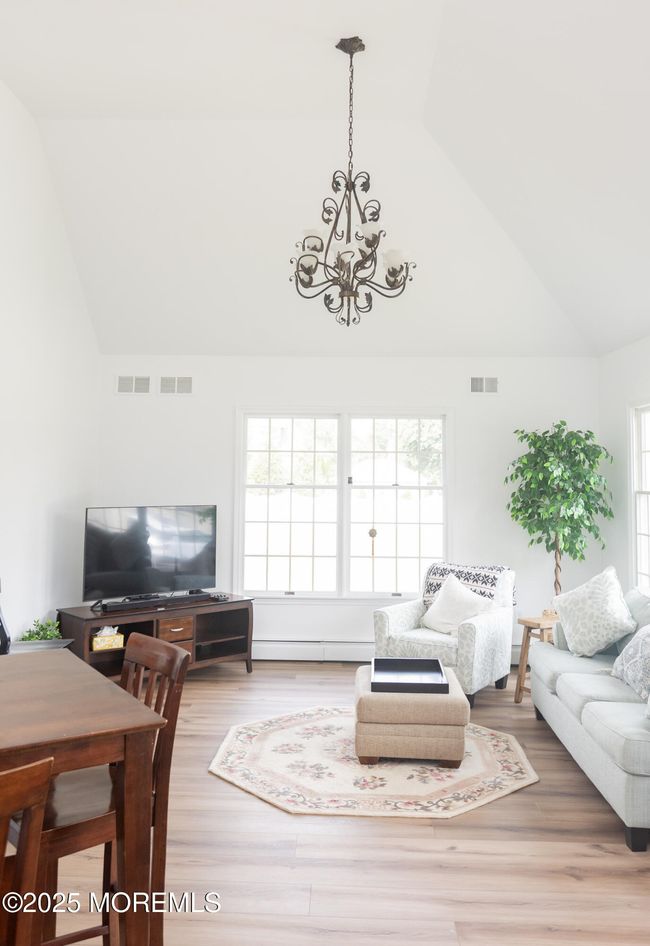 10 English Path, House other with 5 bedrooms, 3 bathrooms and null parking in Freehold NJ | Image 43