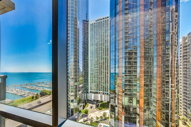 UNIT-1405 - 450 E Waterside Dr, Condo with 1 bedrooms, 1 bathrooms and 1 parking in Chicago IL | Image 6