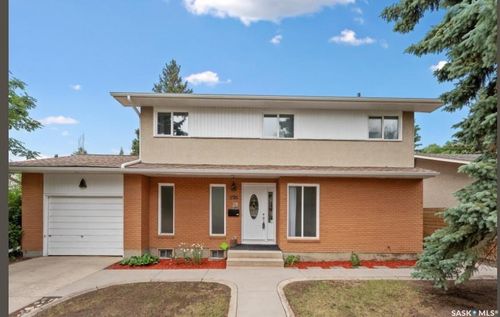1726 Arlington Ave, Saskatoon, SK, S7H2Y7 | Card Image