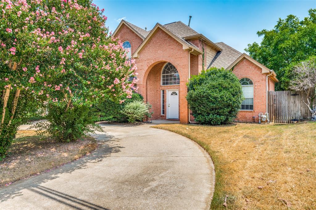 Perkins Pl, Arlington, TX 76016