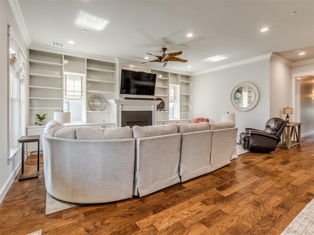 Residential in Carlton Landing 5