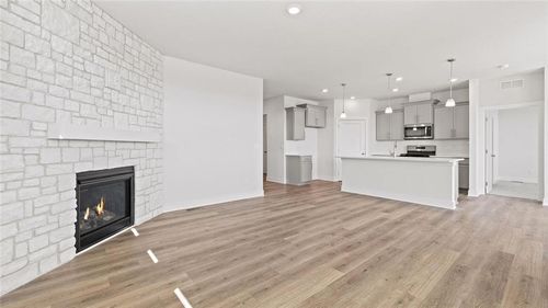 20901 W 188th Ter, Spring Hill, KS, 66083-6111 | Card Image