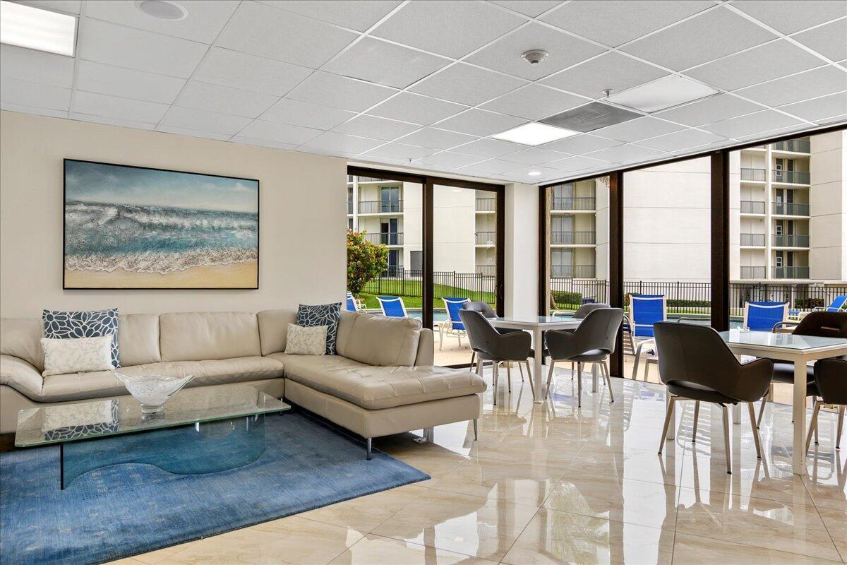 Residential Lease in Singer Island 5