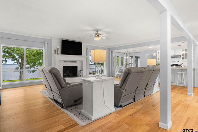 21028 Bay Shore Dr, House other with 5 bedrooms, 5 bathrooms and null parking in Flint TX | Image 6
