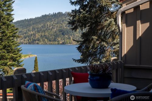 unit-26-1 Morning Beach Dr, Bellingham, WA, 98229-2821 | Card Image