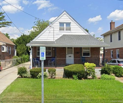 238-39 116th Ave, Elmont, NY, 11003-4006 | Card Image