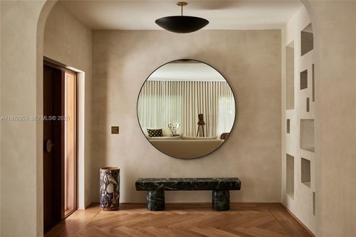 1315 Lenox Ave, Miami Beach, FL, 33139-3819 | Card Image