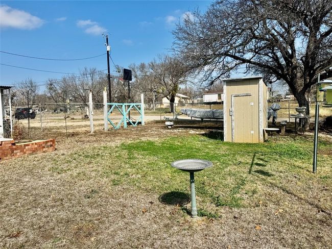 302 E Castlewood Dr, House other with 2 bedrooms, 1 bathrooms and 4 parking in Granite Shoals TX | Image 20