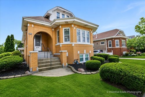 8101 White Ave, Lyons, IL, 60534-1120 | Card Image