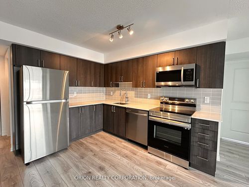 910-1455 Celebration Dr, Pickering, ON, L1W0C3 | Card Image
