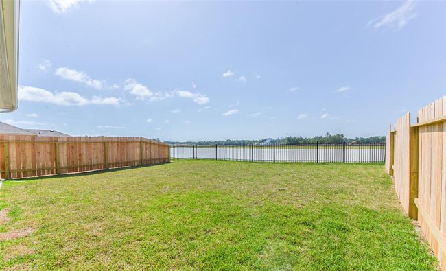 Gorgeous lake view!! | Image 33