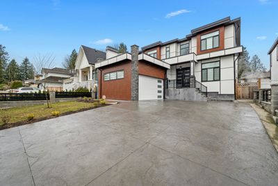 16117 108 Ave, House other with 11 bedrooms, 7 bathrooms and 6 parking in Surrey BC | Image 2