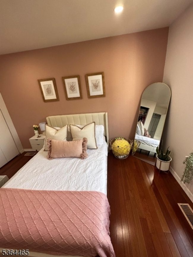 263 Resnik Ct, House other with 3 bedrooms, 2 bathrooms and null parking in Somerset NJ | Image 8