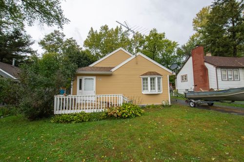 2801 N Orchard Dr, Mccullom Lake, IL, 60050-2442 | Card Image