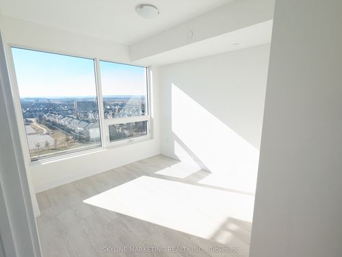 730-2450 Old Bronte Rd, Oakville, ON, L6M5P6 | Card Image