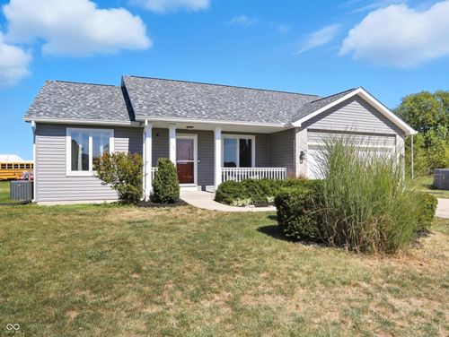 108 Sunburst Cir, Alexandria, IN, 46001-8077 | Card Image