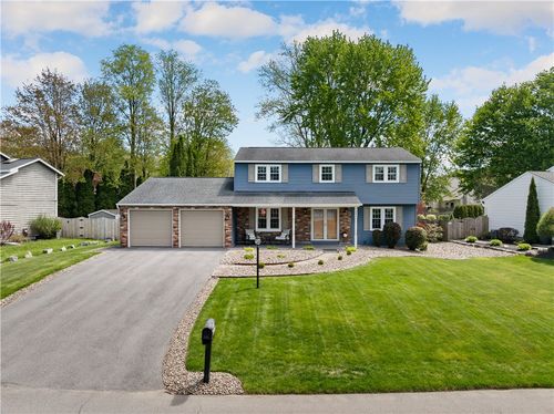 7984 Nutmeg Ln, Liverpool, NY, 13090-2023 | Card Image