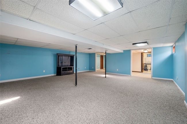 Lower level game room | Image 18
