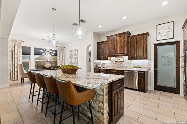 23119 Edens Cyn, House other with 5 bedrooms, 4 bathrooms and null parking in San Antonio TX | Image 11