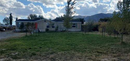 416 Jefferson Dr, Round Mountain, NV, 89045-9758 | Card Image